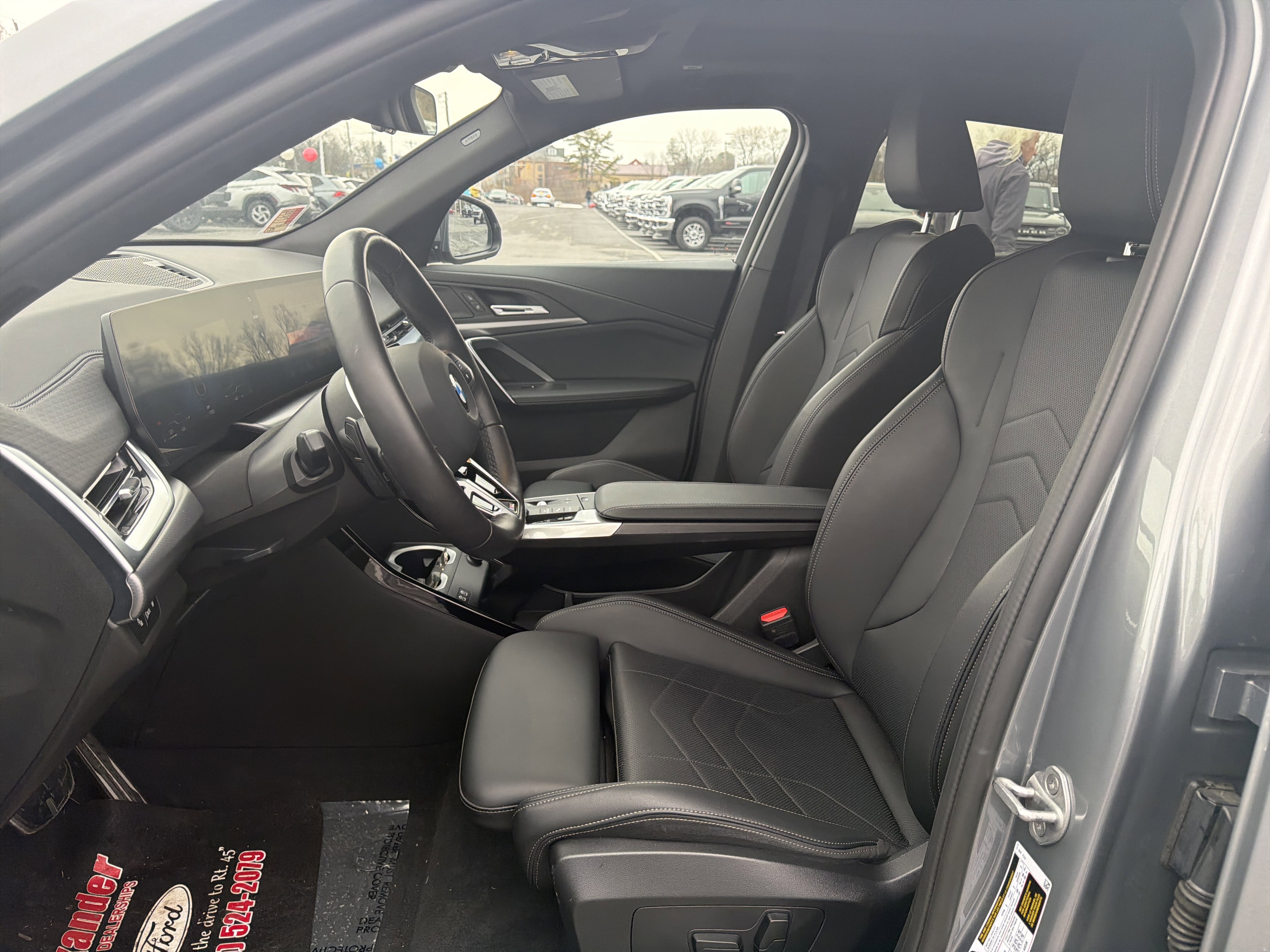 Used 2025 BMW X2 xDrive28i image 12