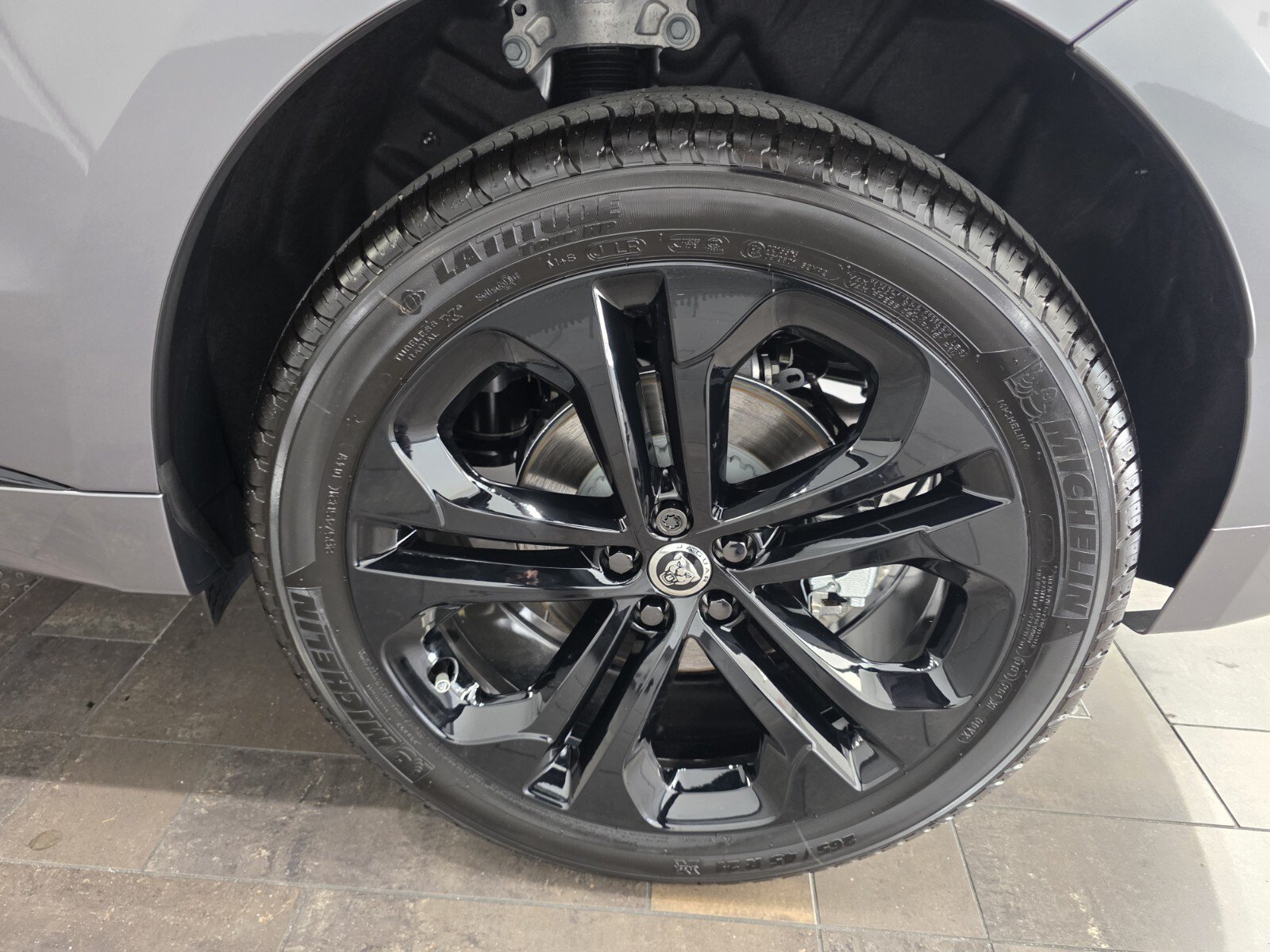 New 2026 Jaguar F-PACE R-Dynamic S AWD/4WD image 13