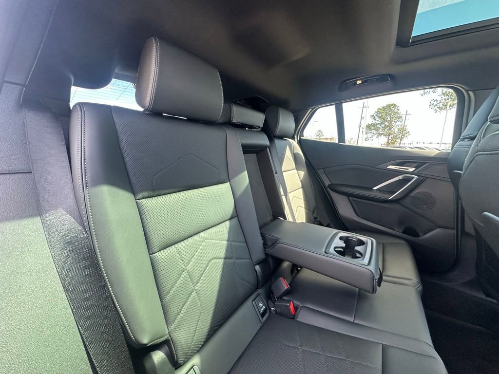 Certified 2025 BMW X2 xDrive28i image 26