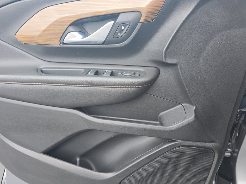 Certified 2021 GMC Terrain SLE w/ LPO, Floor Liner Package AWD/4WD image 28