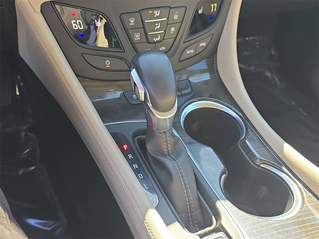 Used 2020 Buick Envision Premium image 25