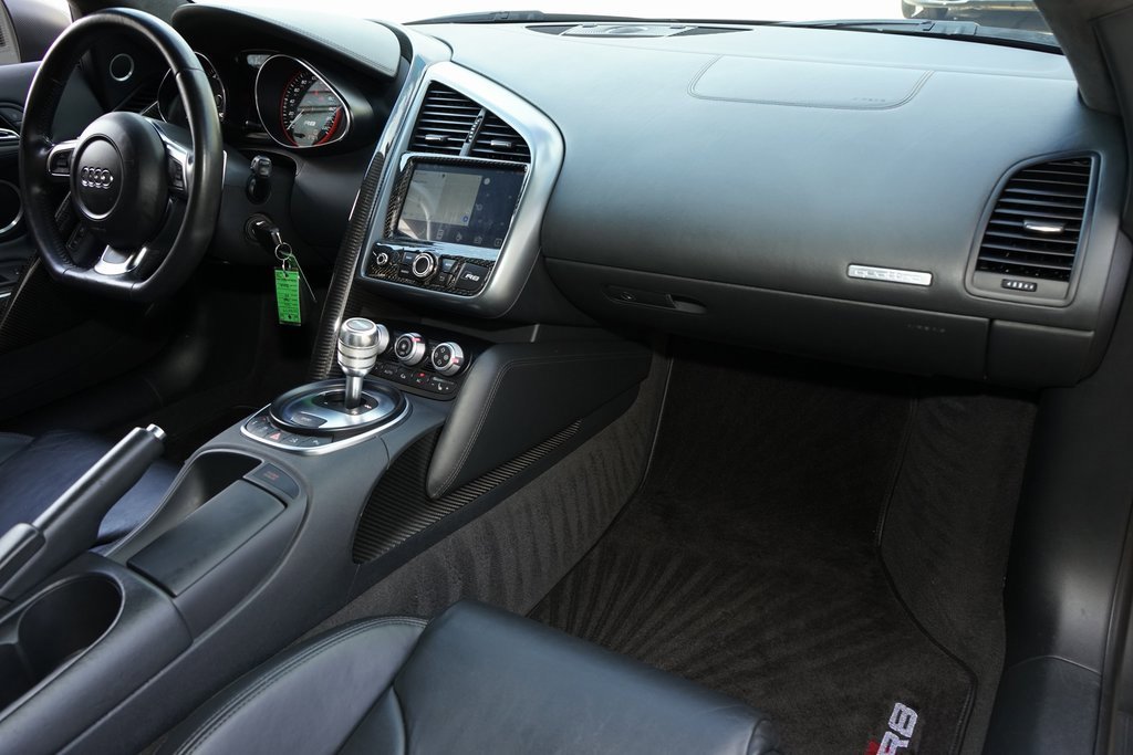 Used 2011 Audi R8 V10 image 14