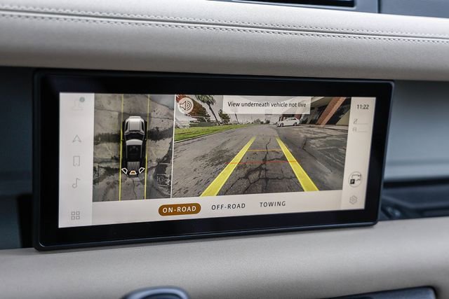 Used 2023 Land Rover Defender 110 S image 24