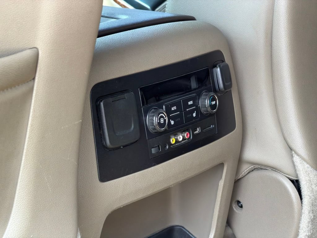 Used 2015 Chevrolet Tahoe LTZ AWD/4WD image 38