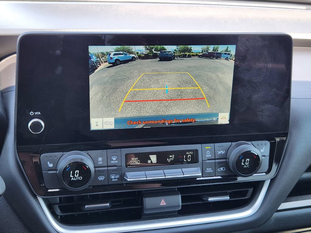 Used 2024 Toyota Grand Highlander AWD Hybrid image 9