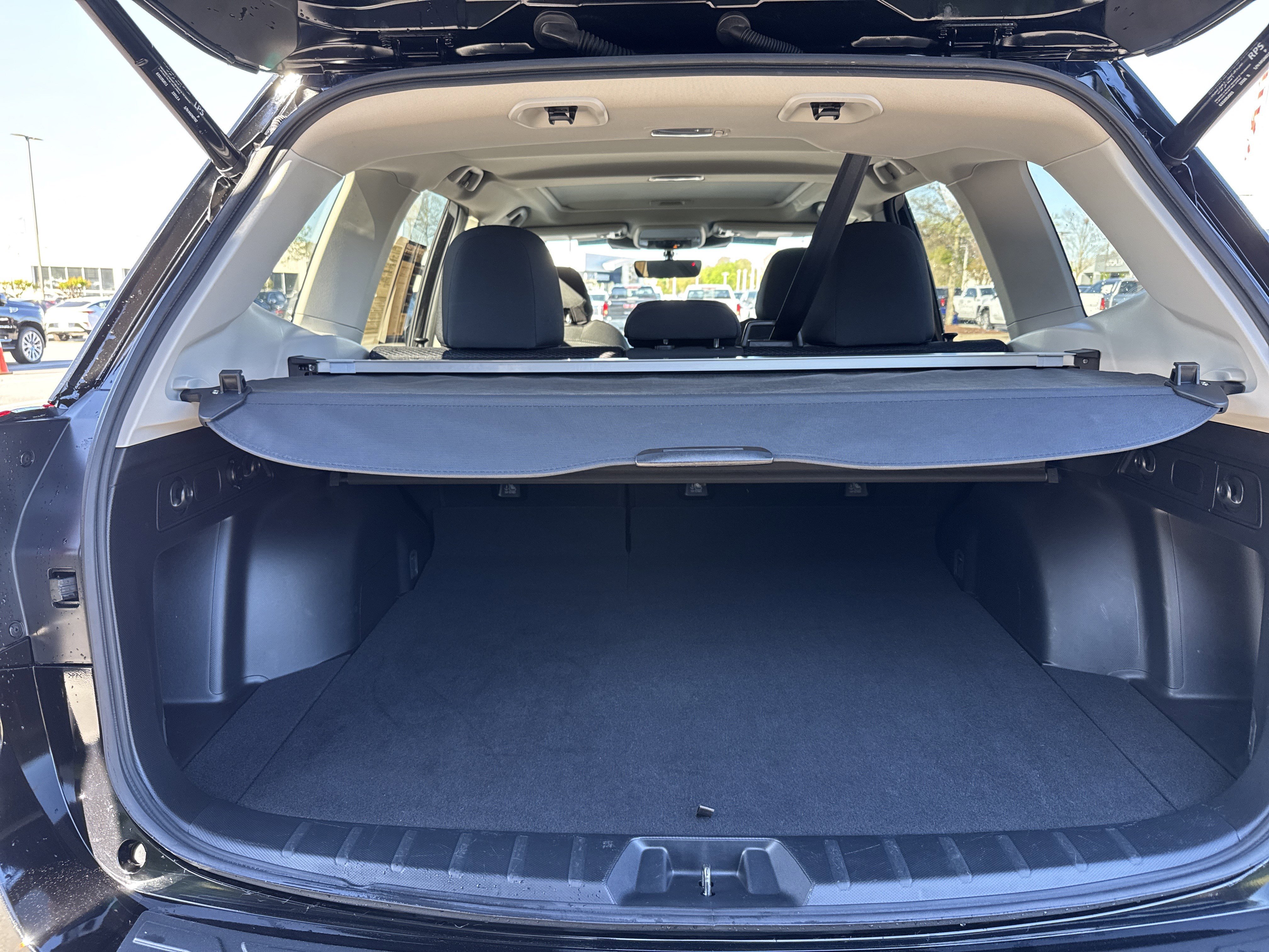 Used 2024 Subaru Forester Premium image 32