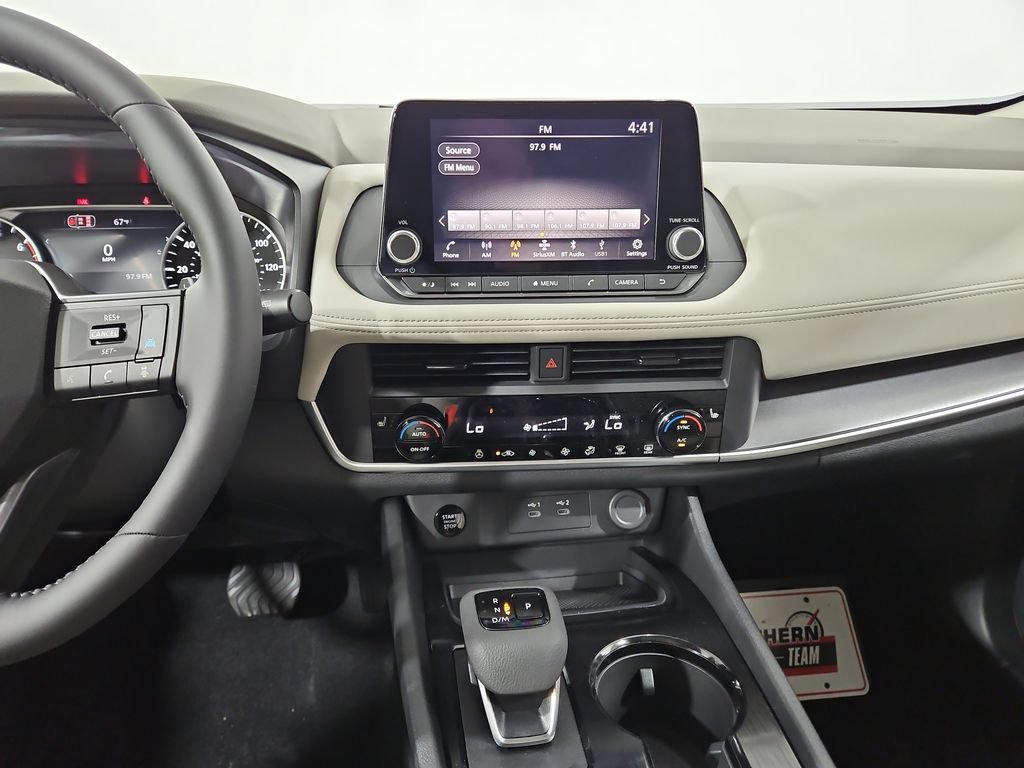 New 2026 Nissan Rogue Dark Armor AWD/4WD image 17