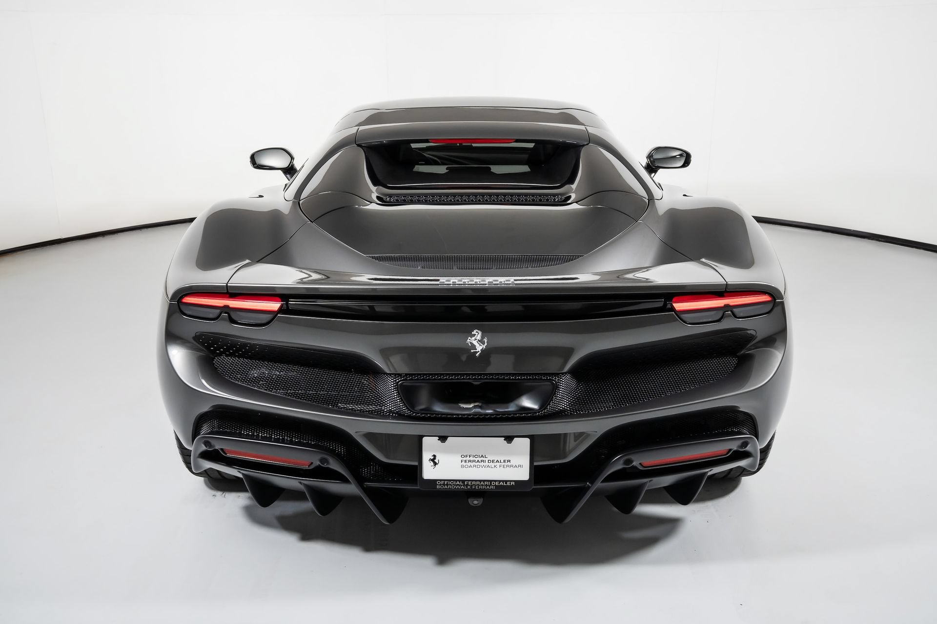 Used 2023 Ferrari 296 GTS RWD image 15