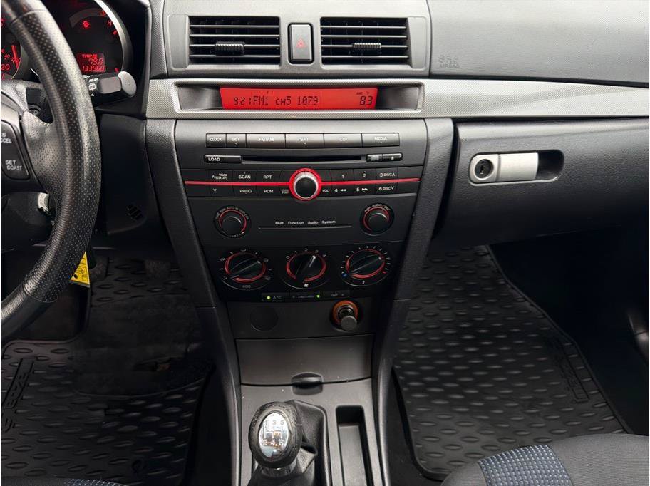 Used 2006 MAZDA MAZDA3 s Touring FWD image 16