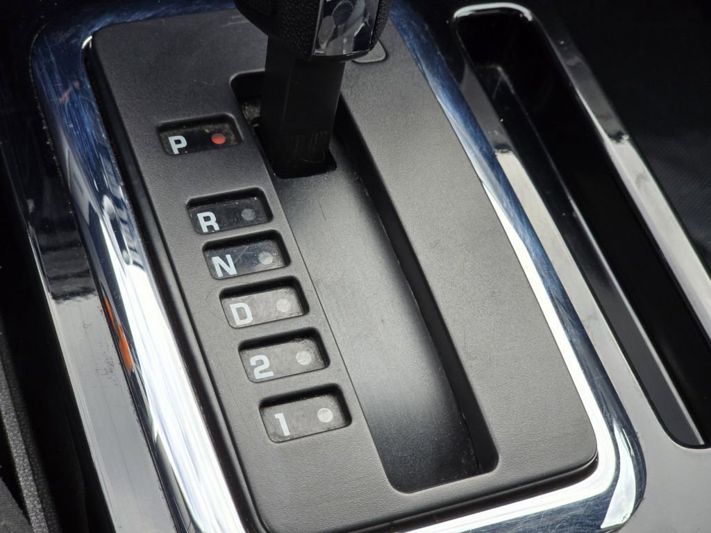 Used 2008 Ford Escape Limited image 9