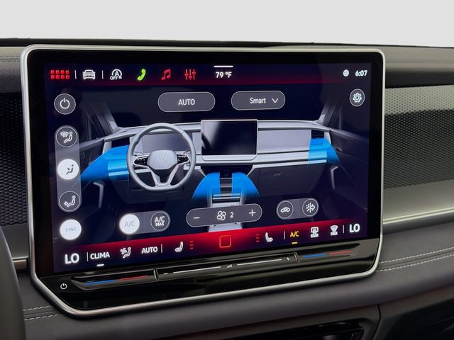 New 2026 Volkswagen Tiguan SE FWD image 17