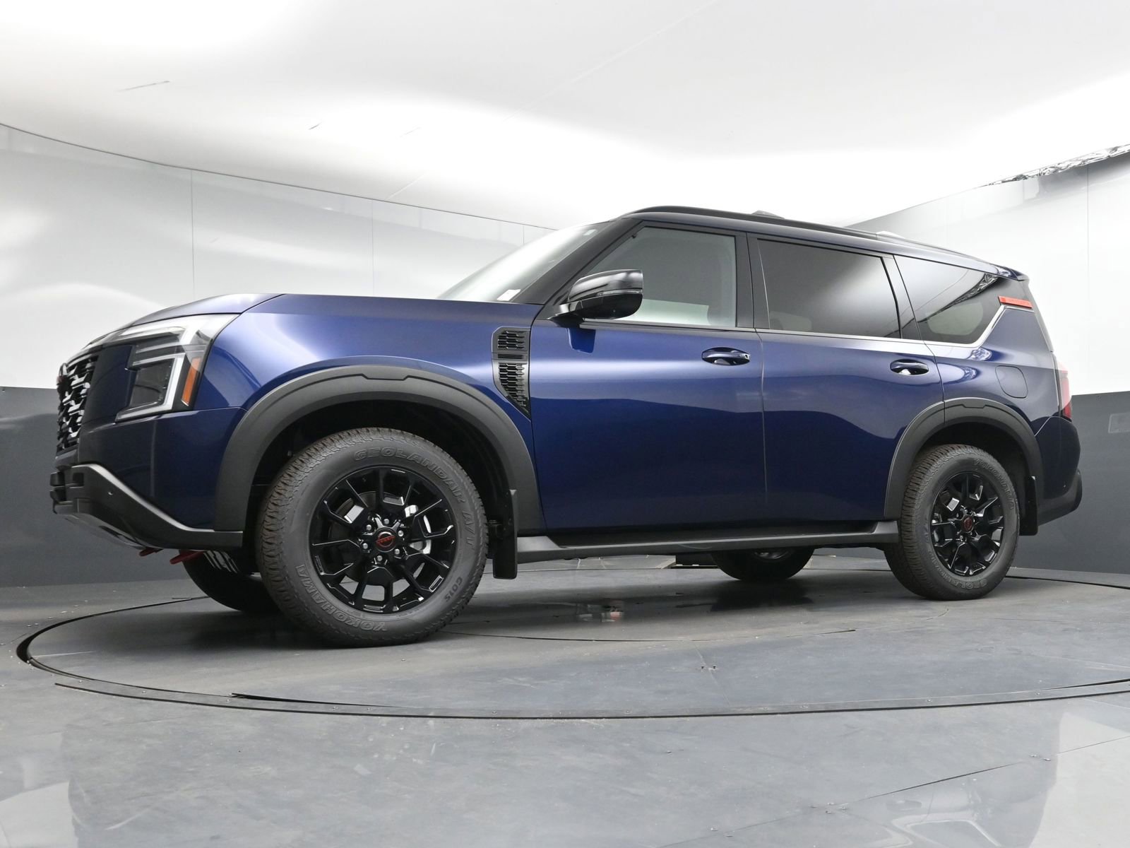 New 2025 Nissan Armada PRO-4X AWD/4WD image 23