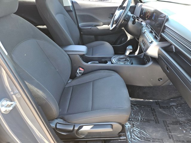 Certified 2025 Hyundai Kona SEL image 25