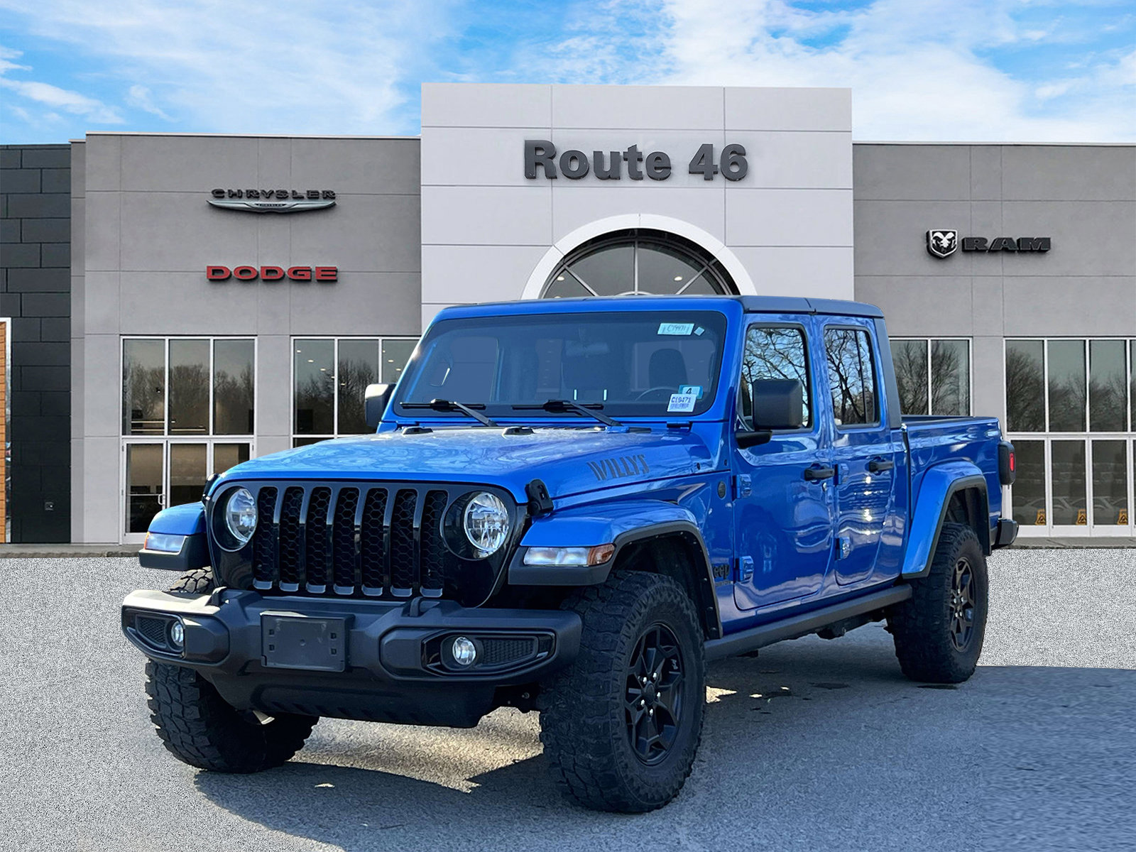 Used 2022 Jeep Gladiator Sport image 2