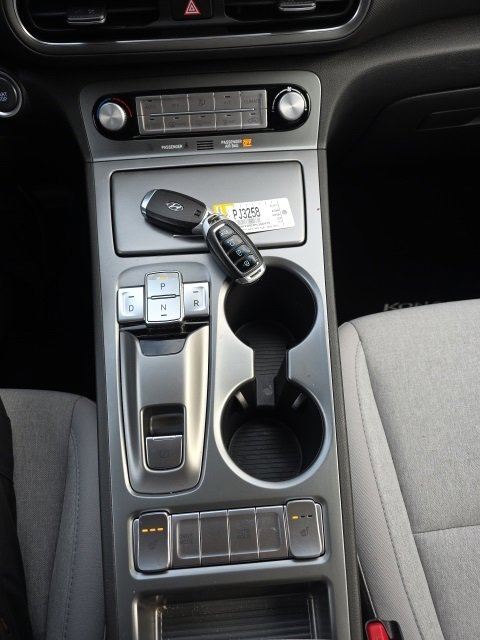 Certified 2023 Hyundai Kona SE w/ Cargo Package image 18