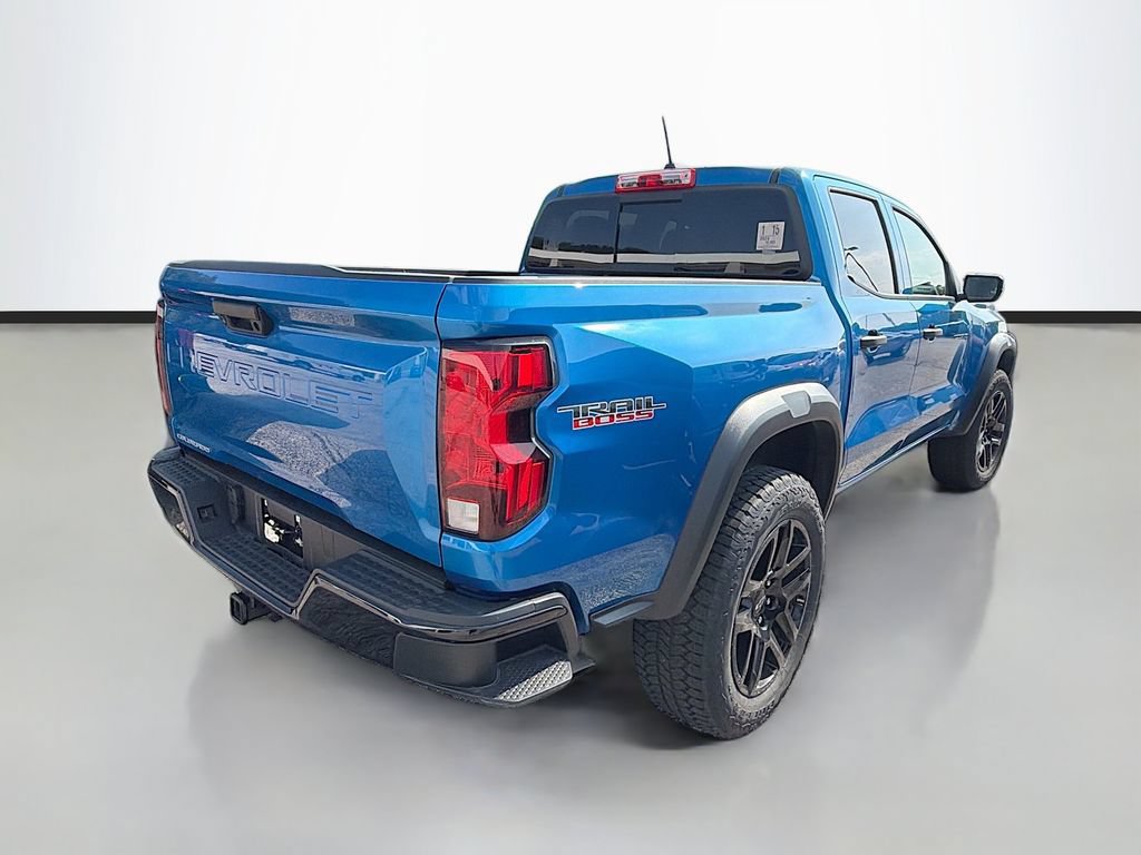 Used 2024 Chevrolet Colorado Trail Boss w/ Advanced Trailering Package AWD/4WD image 8