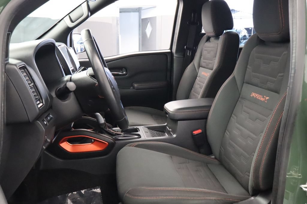 Used 2022 Nissan Frontier Pro-X RWD image 19