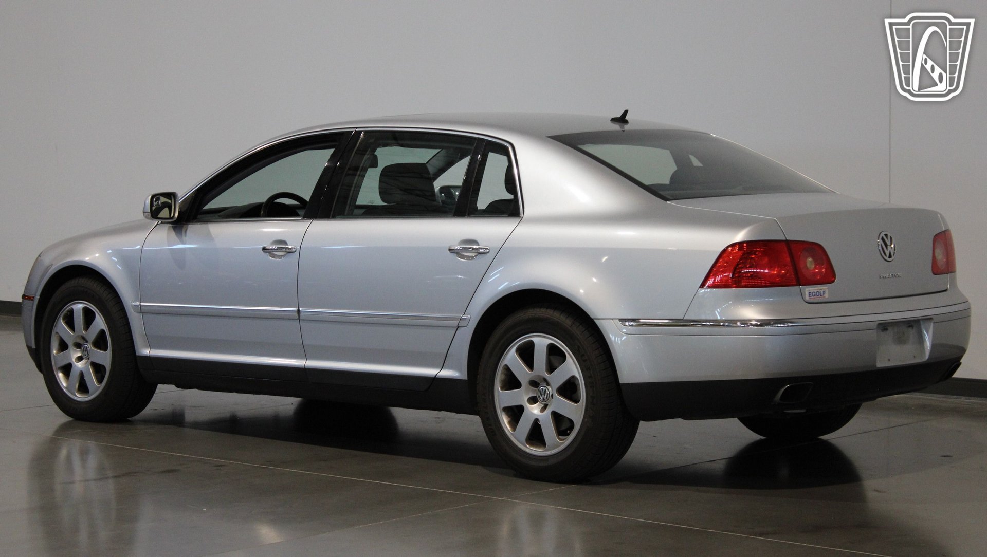 Used 2004 Volkswagen Phaeton V8 AWD/4WD image 25