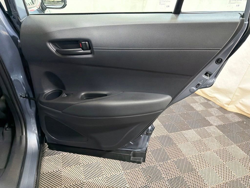 Used 2025 Toyota Corolla Cross AWD Hybrid image 14