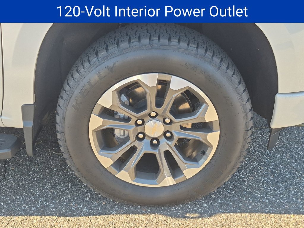 Certified 2024 Chevrolet Silverado 1500 High Country w/ Technology Package AWD/4WD image 26