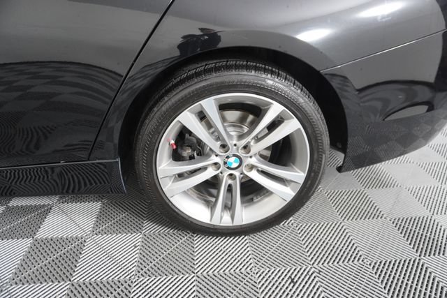 Used 2018 BMW 330i Sedan RWD image 18