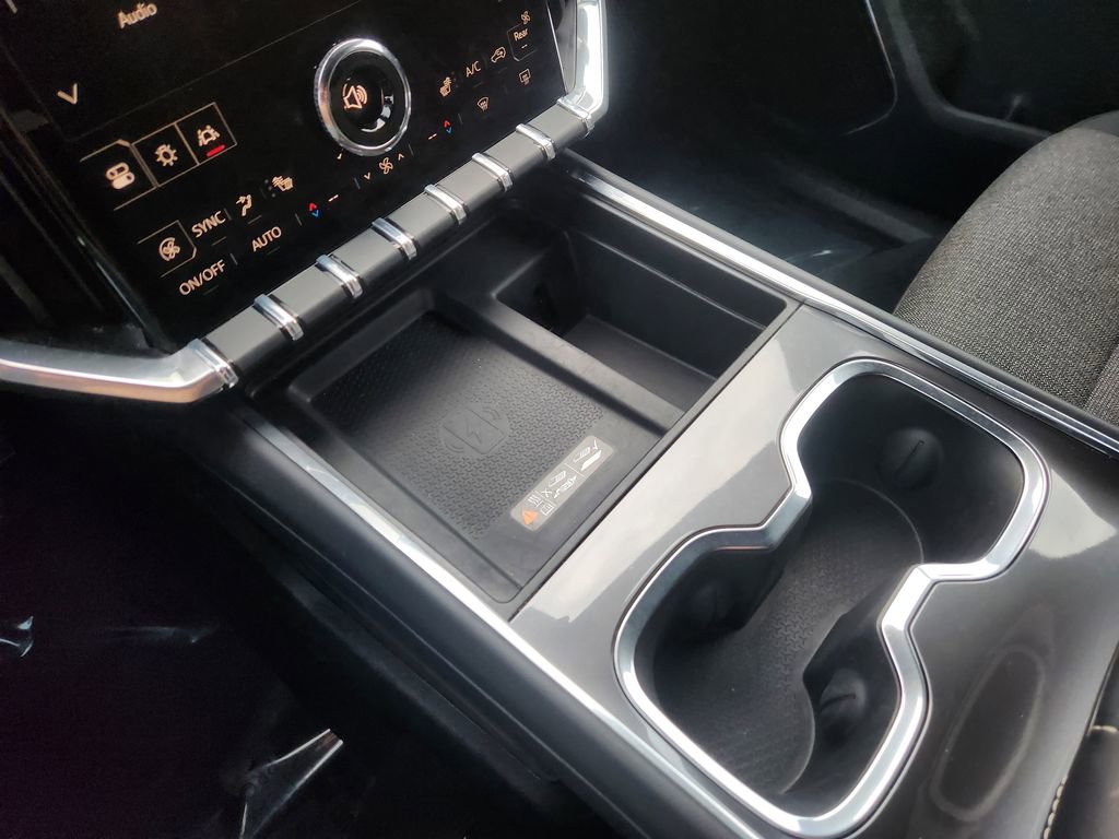 Used 2025 GMC Acadia Elevation image 22