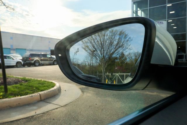 Used 2017 Volkswagen Passat 1.8T SE image 49