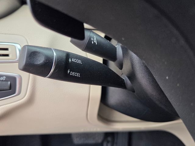 Used 2018 Mercedes-Benz C 300 4MATIC Sedan image 32