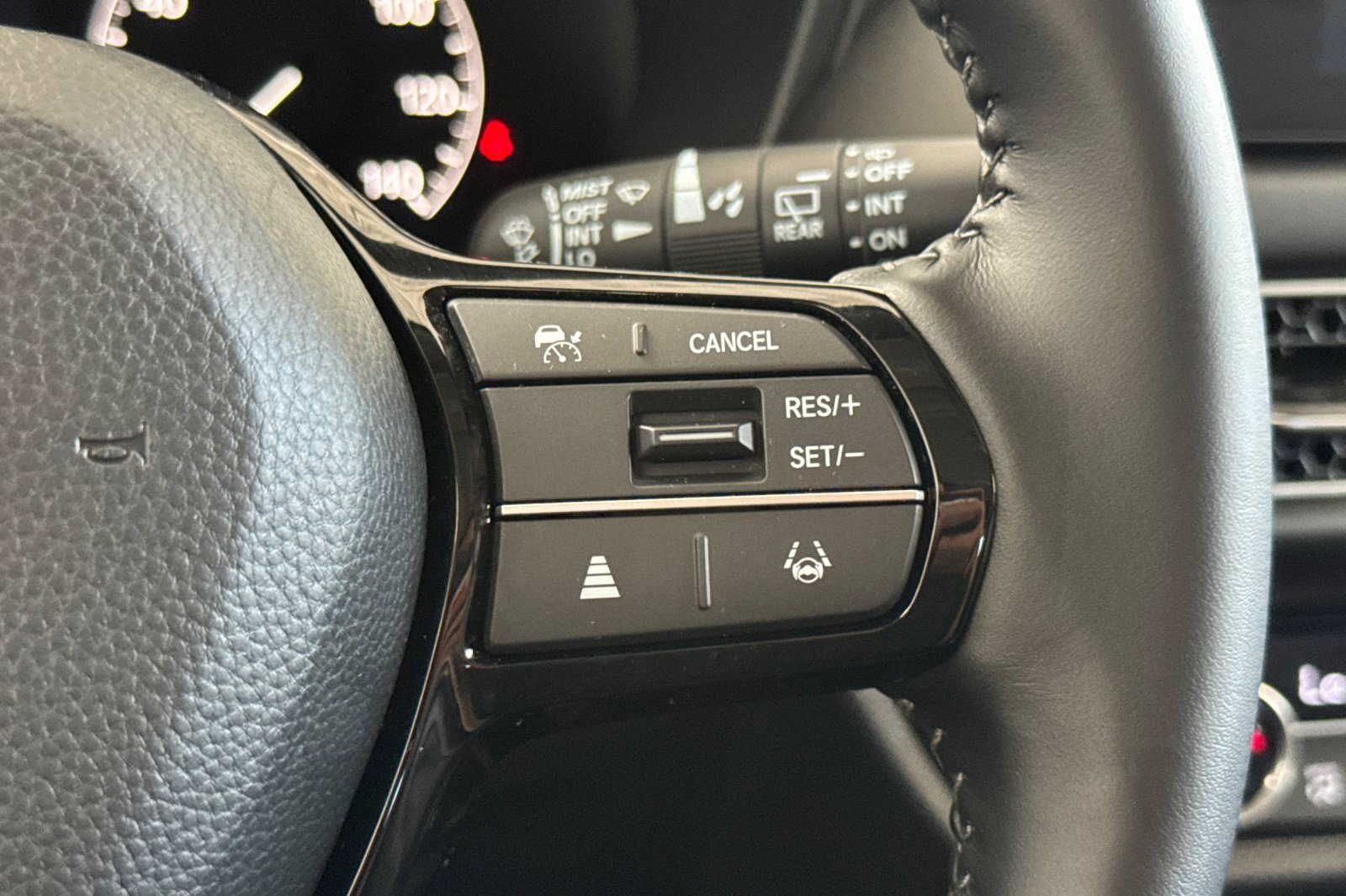 Used 2026 Honda HR-V EX-L image 31