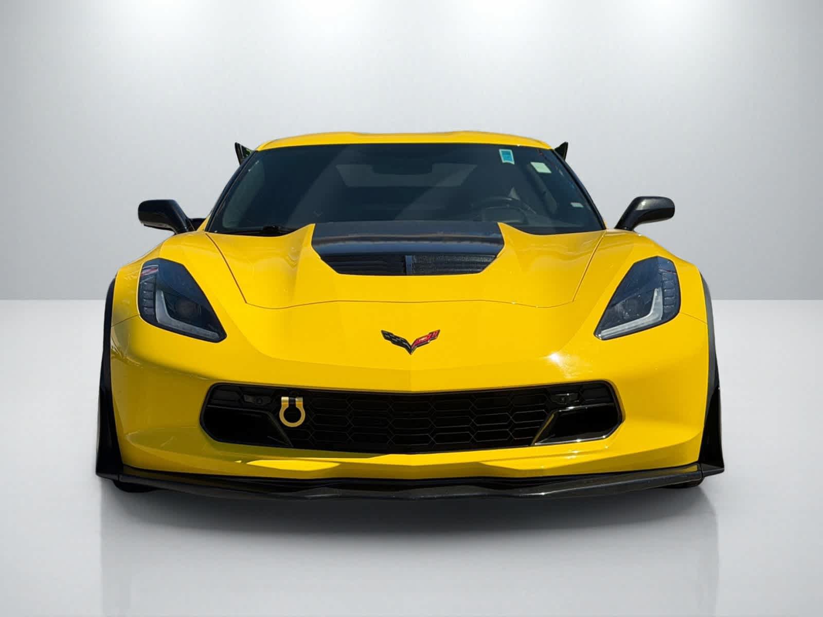 Used 2018 Chevrolet Corvette Z06 RWD image 11