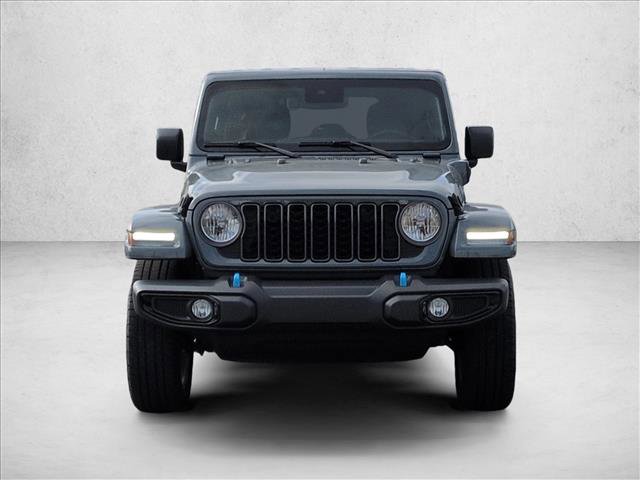 Used 2024 Jeep Wrangler Unlimited w/ Convenience Group AWD/4WD image 2