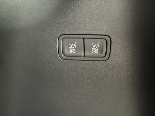 Used 2024 Hyundai Santa Fe Limited AWD/4WD image 17