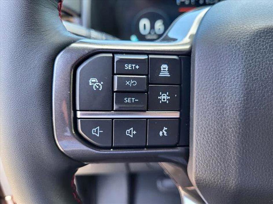 New 2024 Ford Expedition Limited image 17