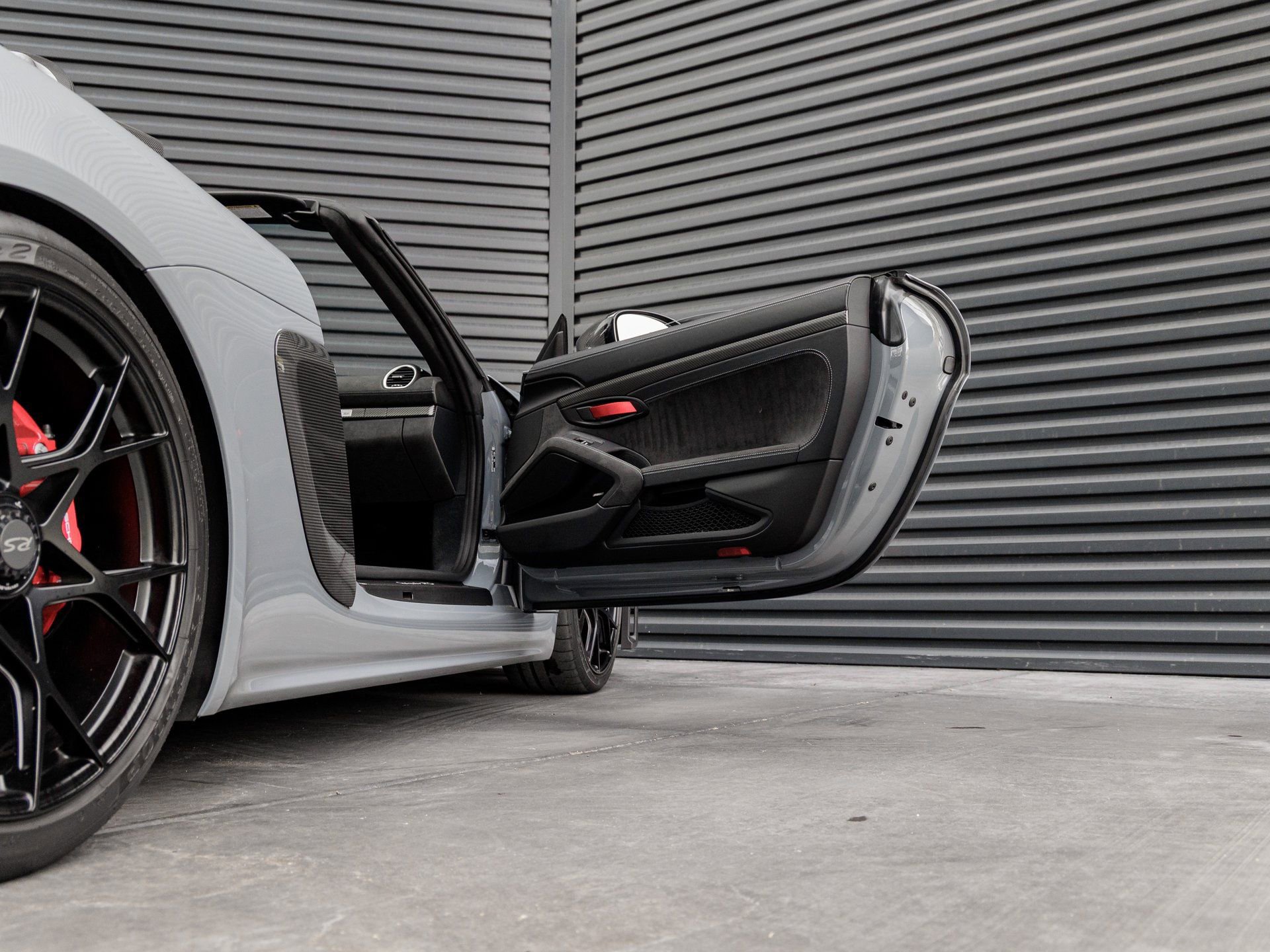 Certified 2025 Porsche 718 Boxster Spyder RS image 35