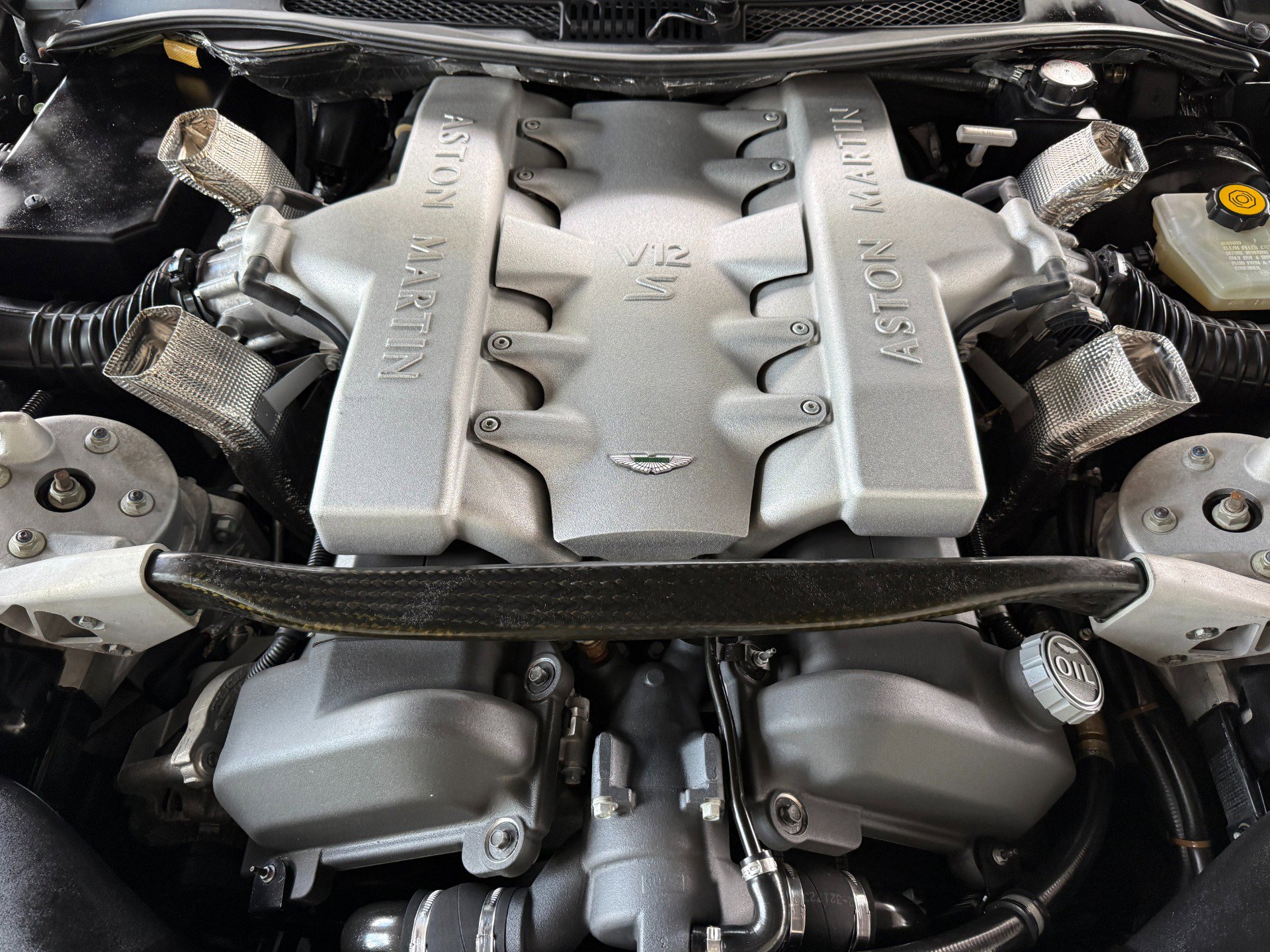 Used 2006 Aston Martin Vanquish S image 38