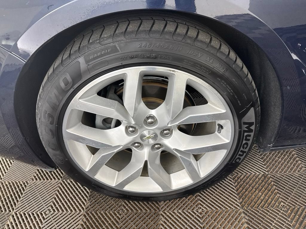 Used 2015 Chevrolet Impala LTZ FWD image 34
