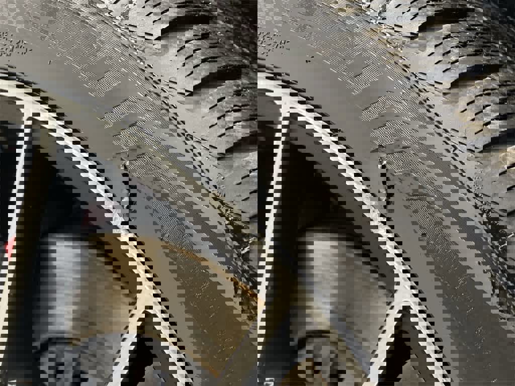 Used 2019 Audi Q8 Premium Plus w/ Premium Plus image 35