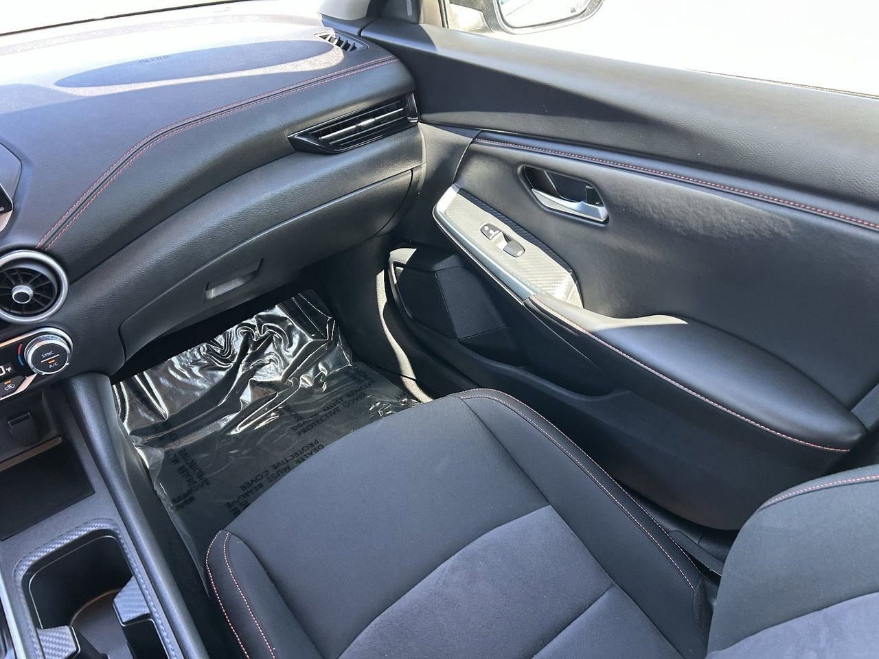 Certified 2025 Nissan Sentra SR image 18