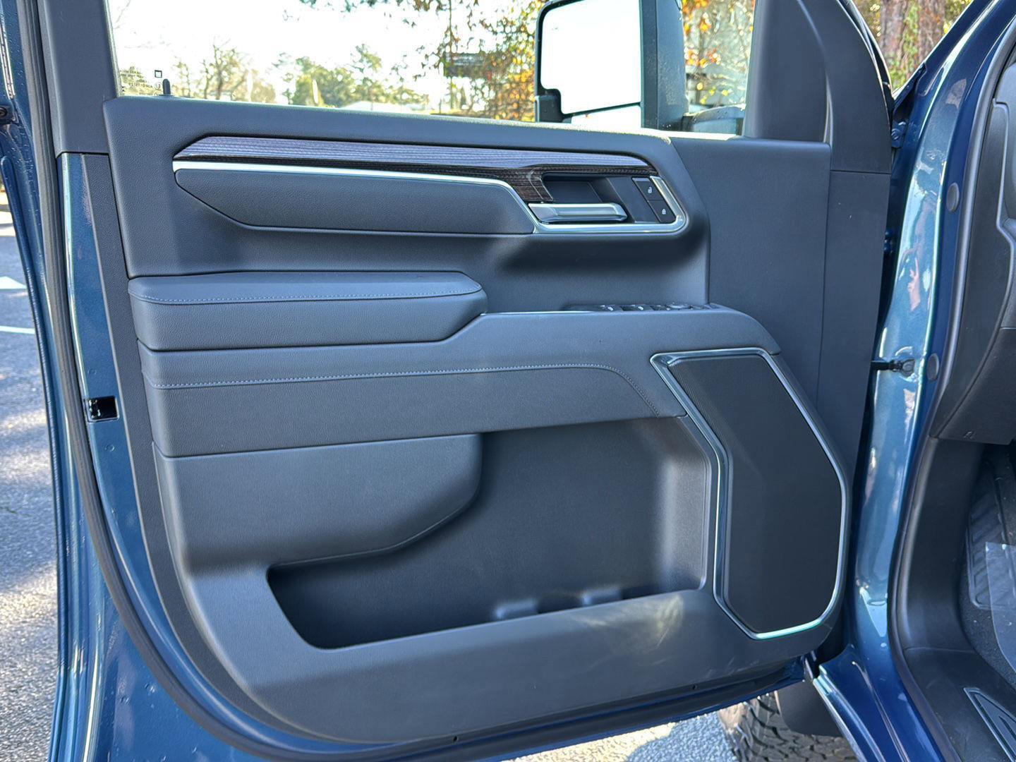 New 2026 Chevrolet Silverado 2500 LT w/ Trail Boss Package image 13