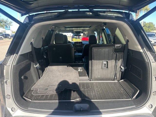 Used 2023 Nissan Pathfinder SL w/ SL Premium Package image 46