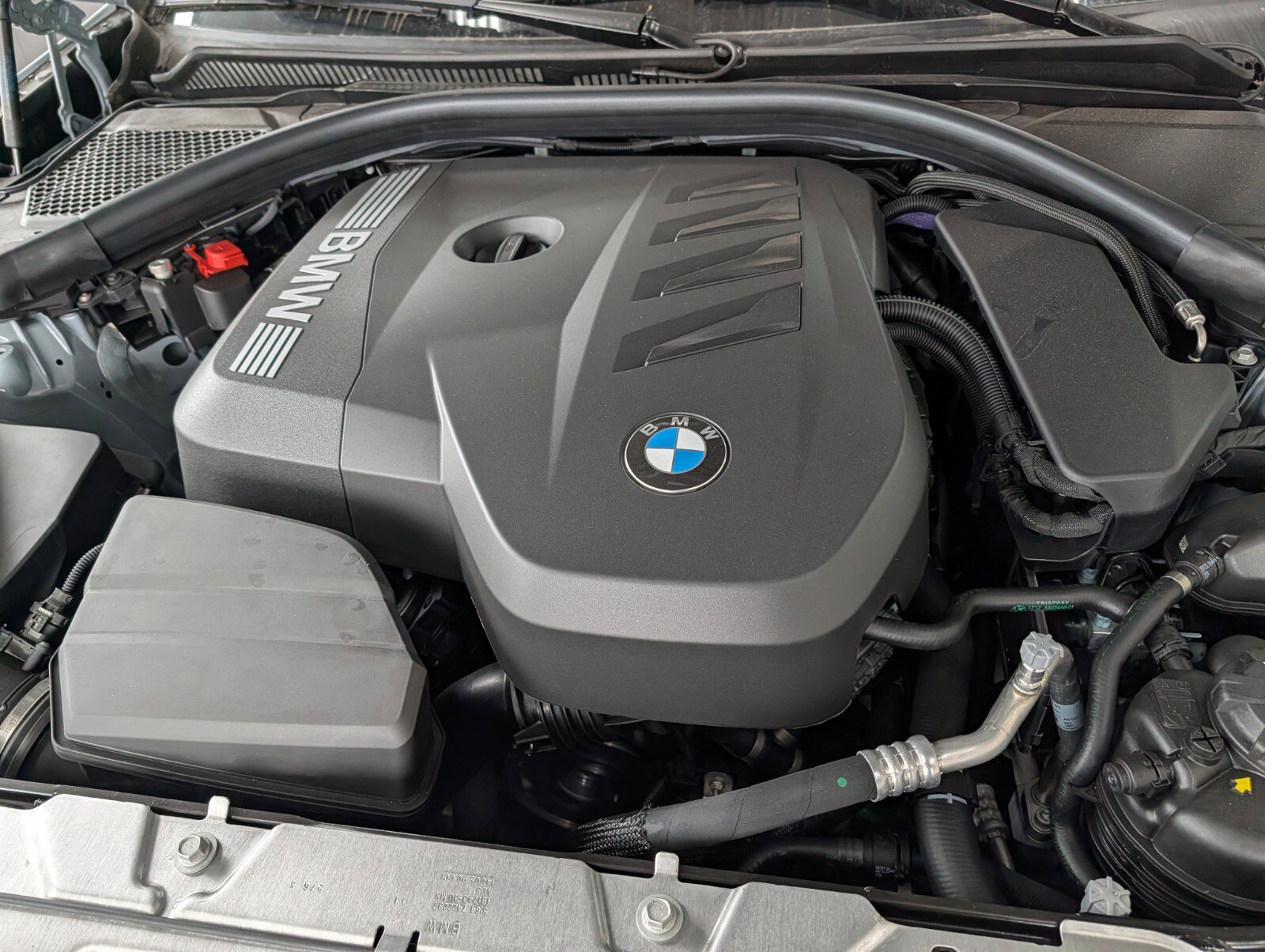 New 2026 BMW 330i xDrive Sedan w/ M Sport Package AWD/4WD image 26