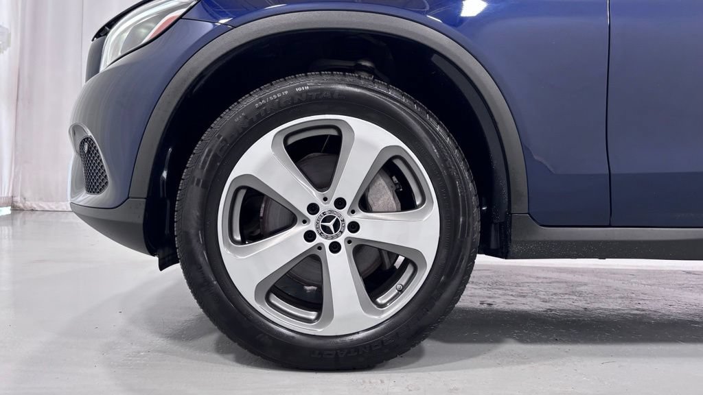 Used 2019 Mercedes-Benz GLC 300 4MATIC image 30