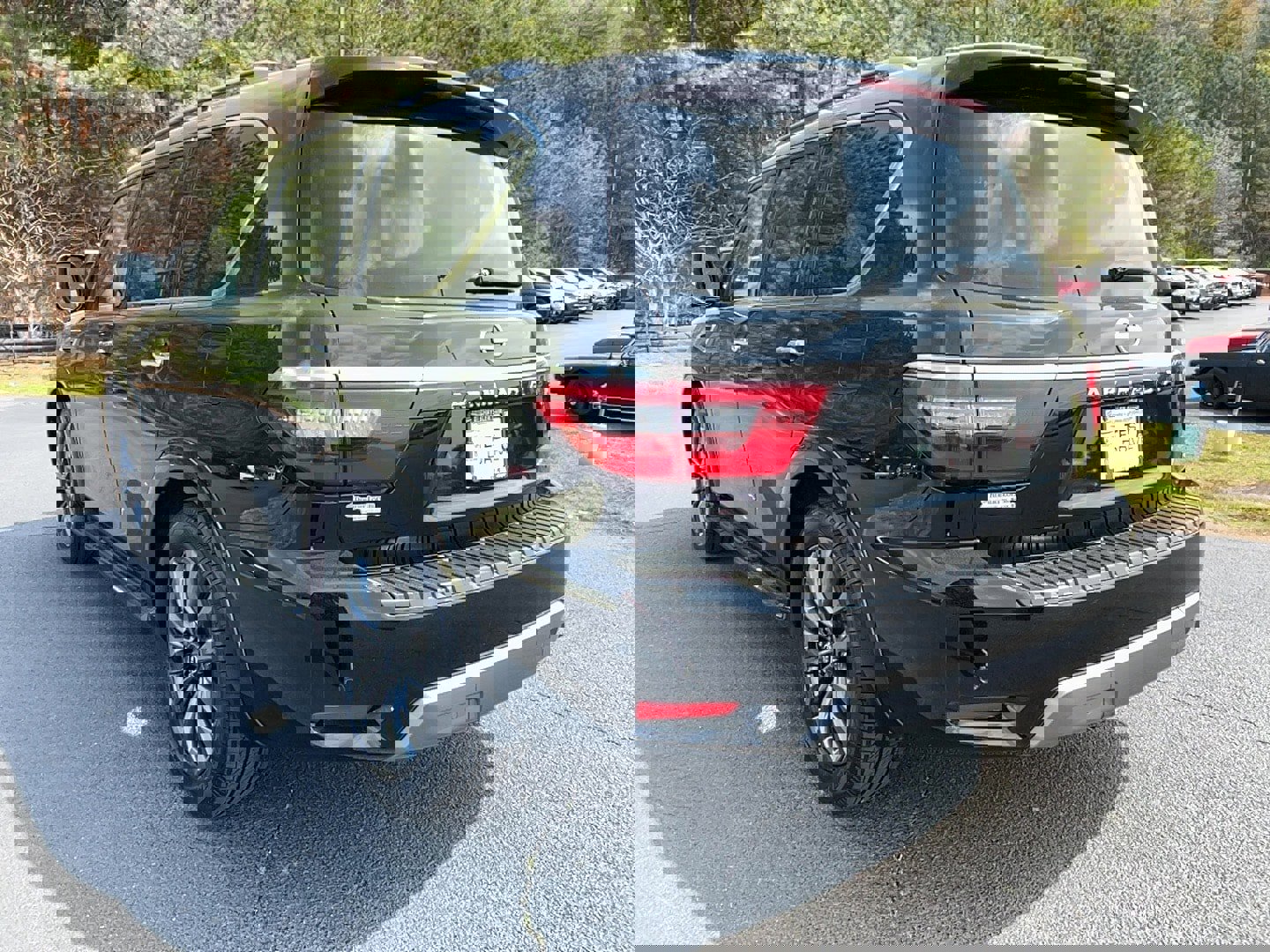 Used 2023 Nissan Armada Platinum w/ Captain's Chairs Package image 7