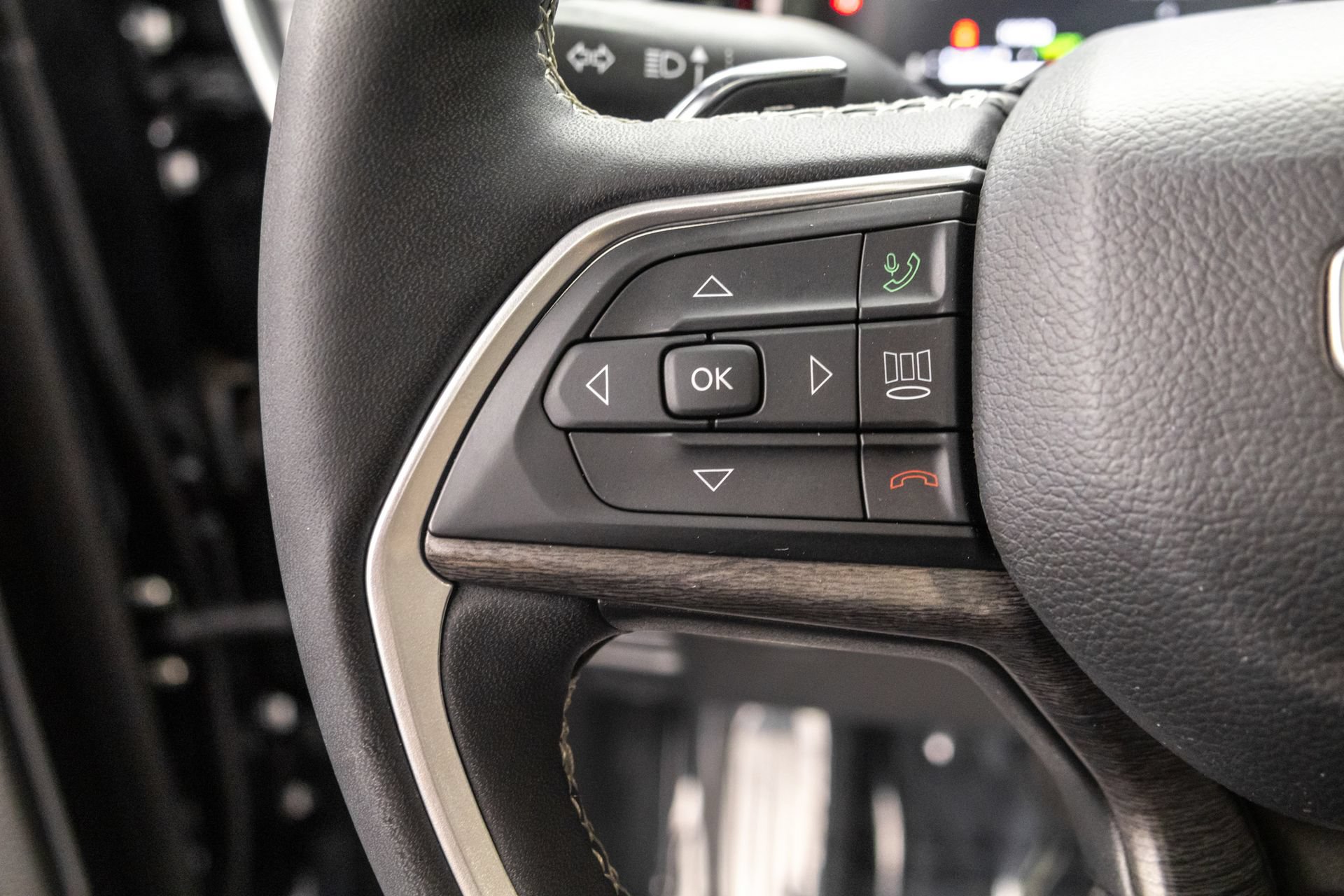 Used 2024 Jeep Grand Cherokee Limited 4xe AWD/4WD image 18