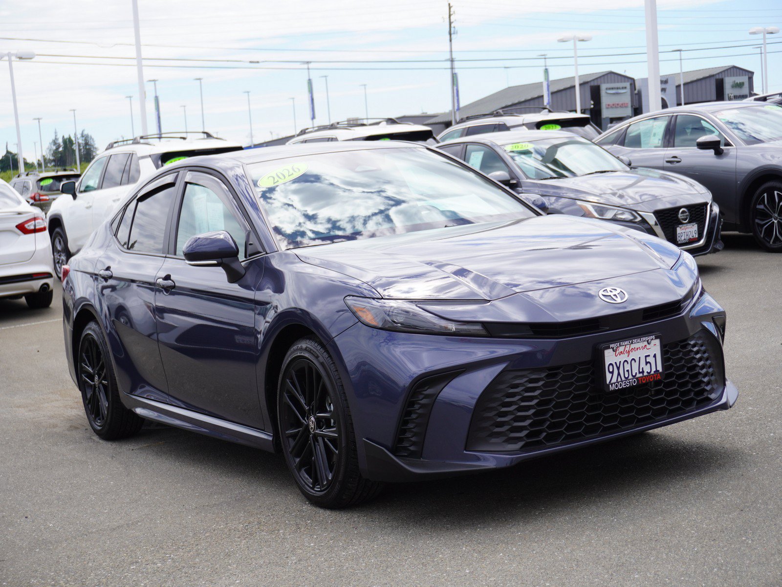 Used 2026 Toyota Camry SE w/ Convenience Package FWD video 1