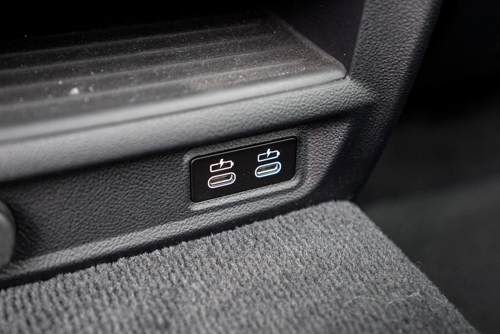 Used 2021 BMW 540i xDrive w/ Luxury Seating Package AWD/4WD image 40
