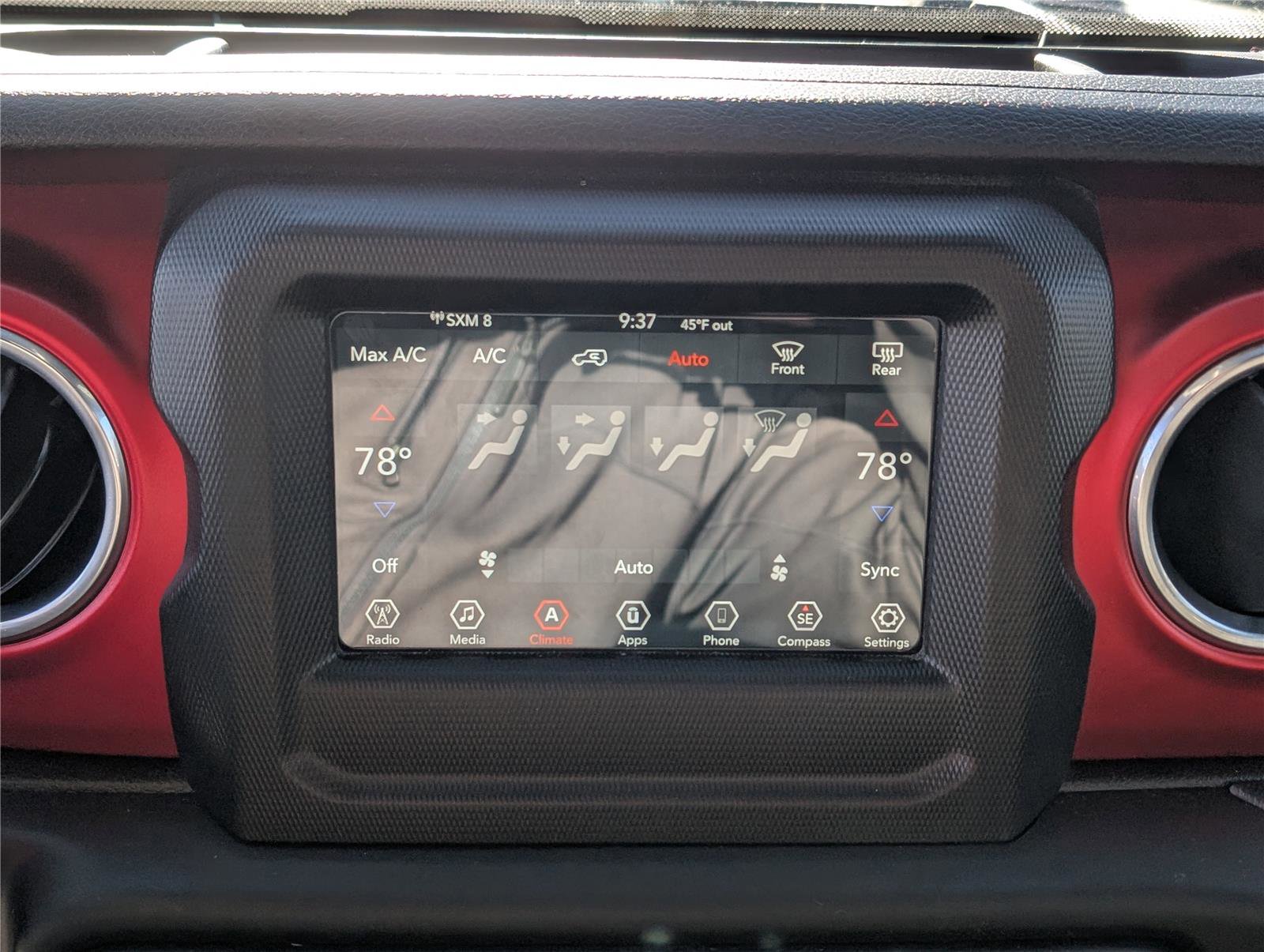 Used 2018 Jeep Wrangler Unlimited Rubicon image 28