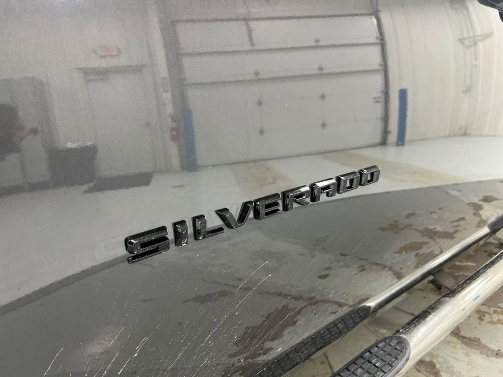 Used 2011 Chevrolet Silverado 1500 LS image 24