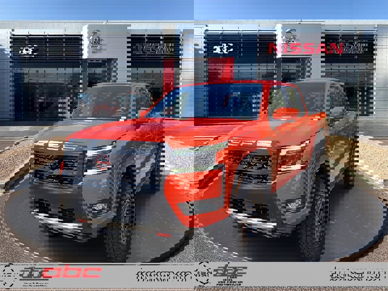 New 2025 Nissan Frontier PRO-4X w/ Pro Convenience Package