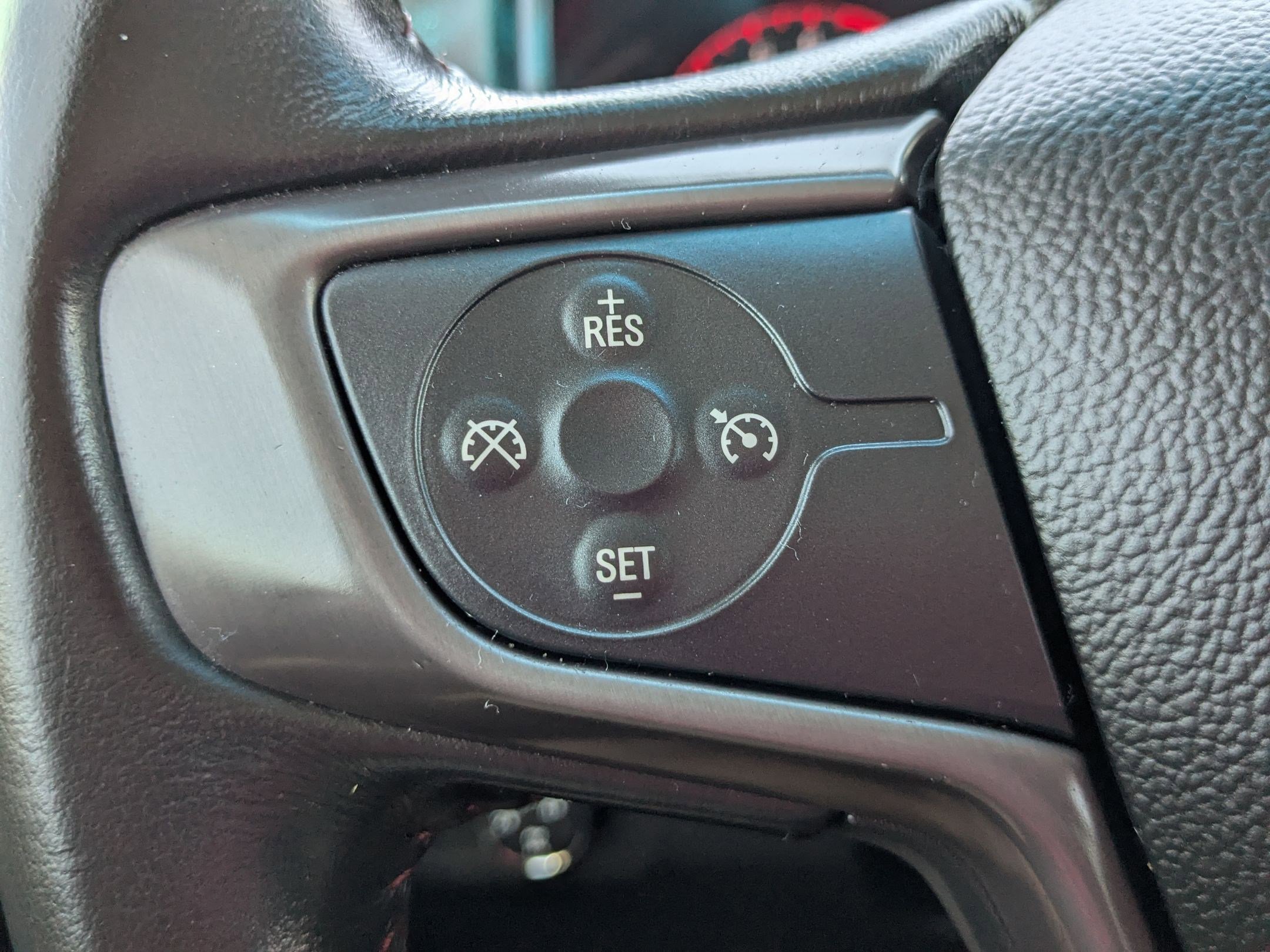 Used 2015 GMC Canyon SLE w/ All-Terrain Package AWD/4WD image 16